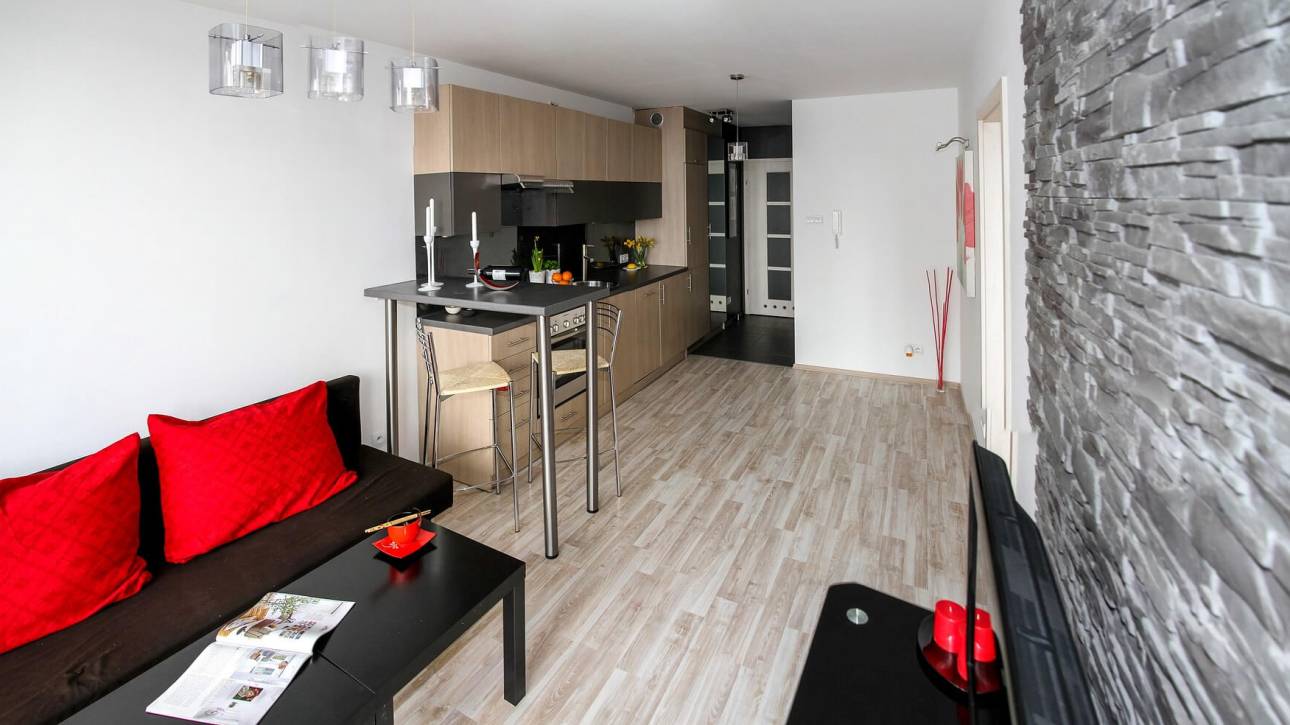 apartment-2094660_1920