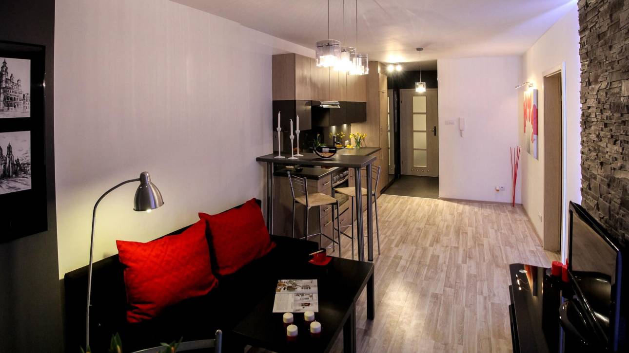 apartment-2094663_1920