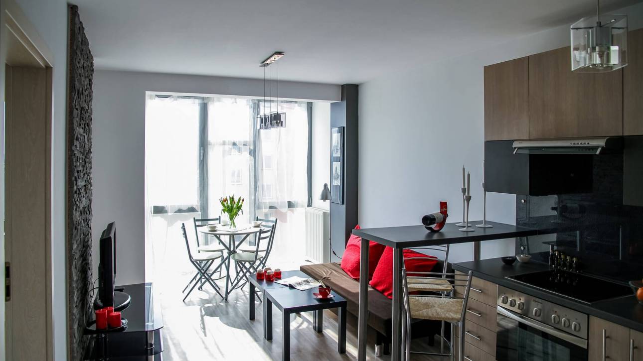apartment-2094701_1920