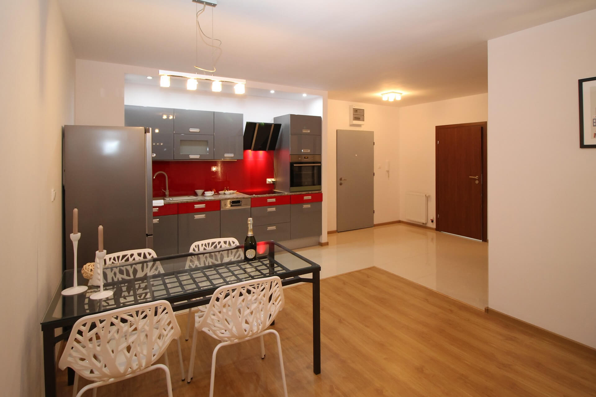 kitchen-2094737_1920 1